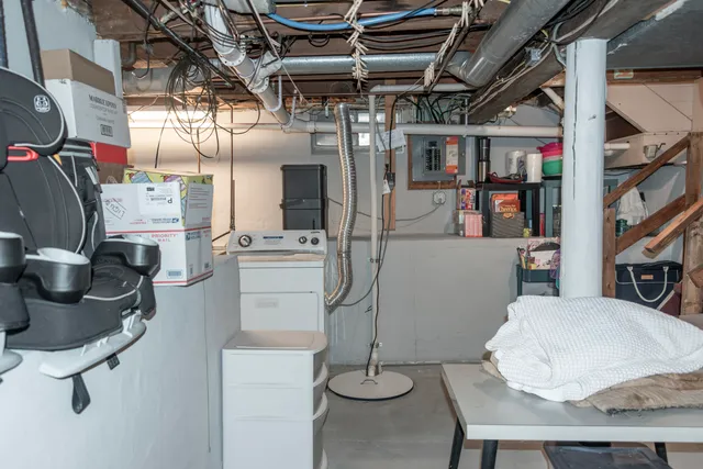 $289,000 | 317 Maiden Lane, St. Joseph, MI 49085