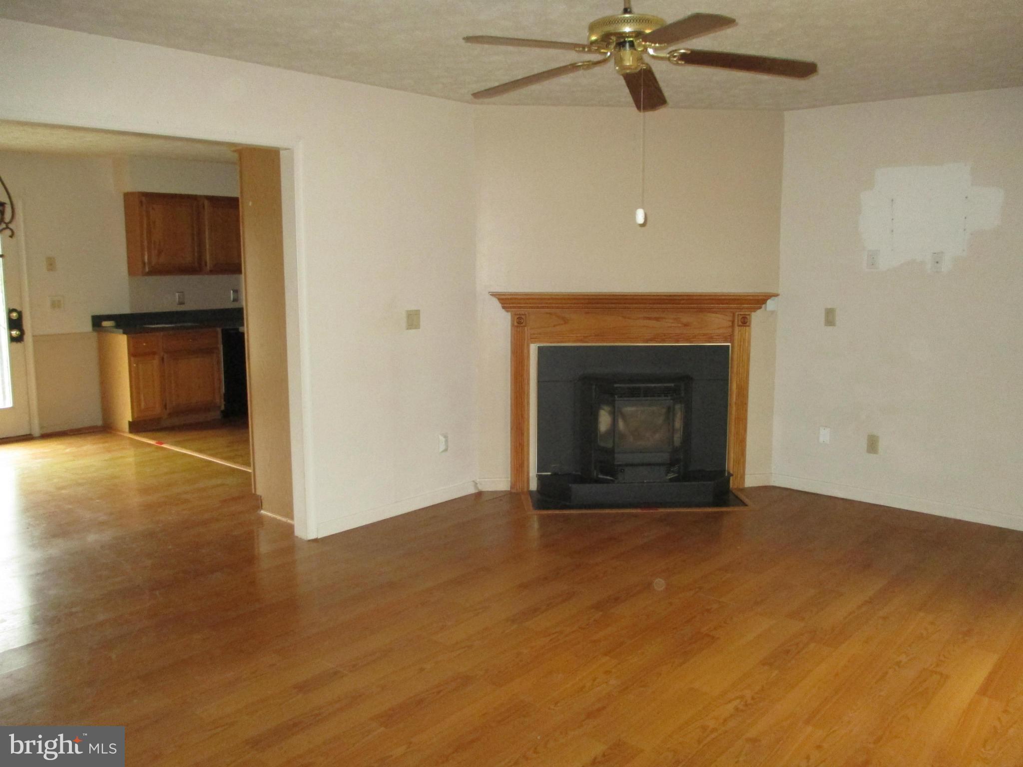 410 Mc Grady Road Rising Sun, MD 21911 - Photo 5 of 10 Living Room