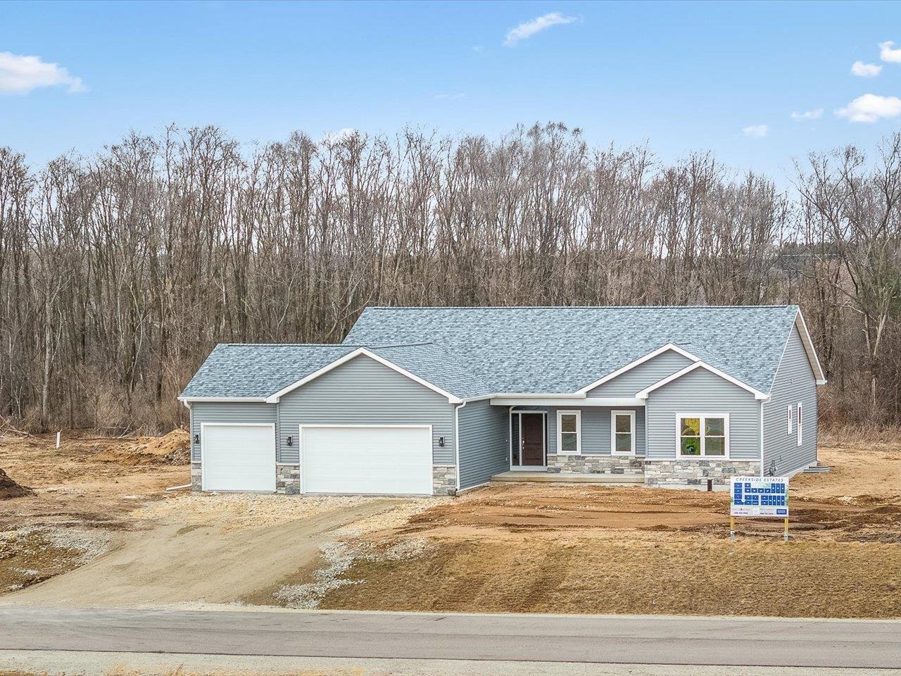 3286 South Prairie Avenue Beloit, WI 53511 - Photo 1 of 40