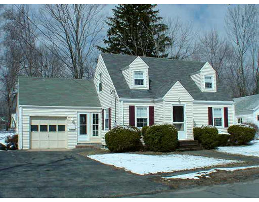 13 Chapman Road Wakefield, MA 01880 - Photo 1 of 1 Gallery Image 1