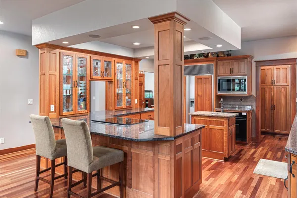 $1,825,000 | 3031 Wild Rose Lane, Onalaska, WI 54650