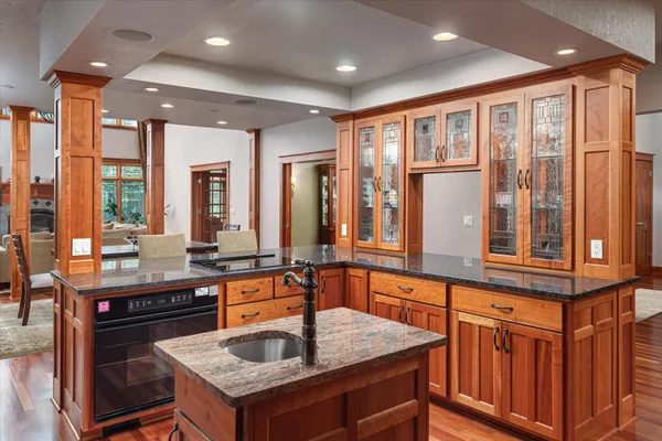 $1,825,000 | 3031 Wild Rose Lane, Onalaska, WI 54650