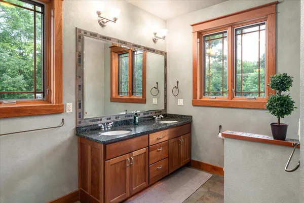 $1,825,000 | 3031 Wild Rose Lane, Onalaska, WI 54650