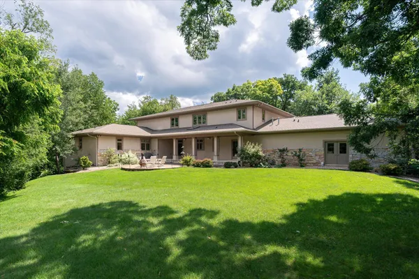 $1,825,000 | 3031 Wild Rose Lane, Onalaska, WI 54650