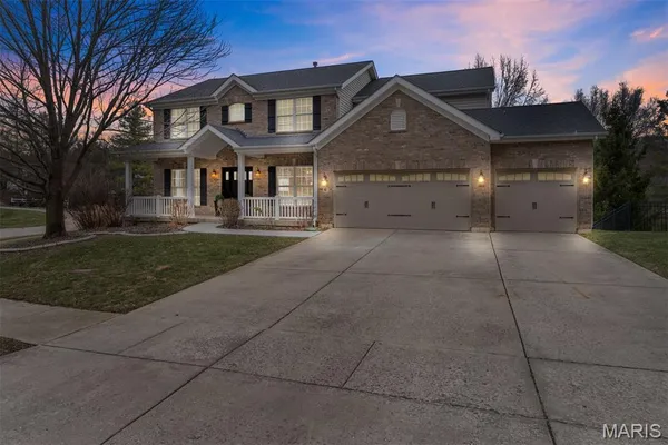 $680,000 | 6 Pleasant Valley Drive, Ballwin, MO 63021