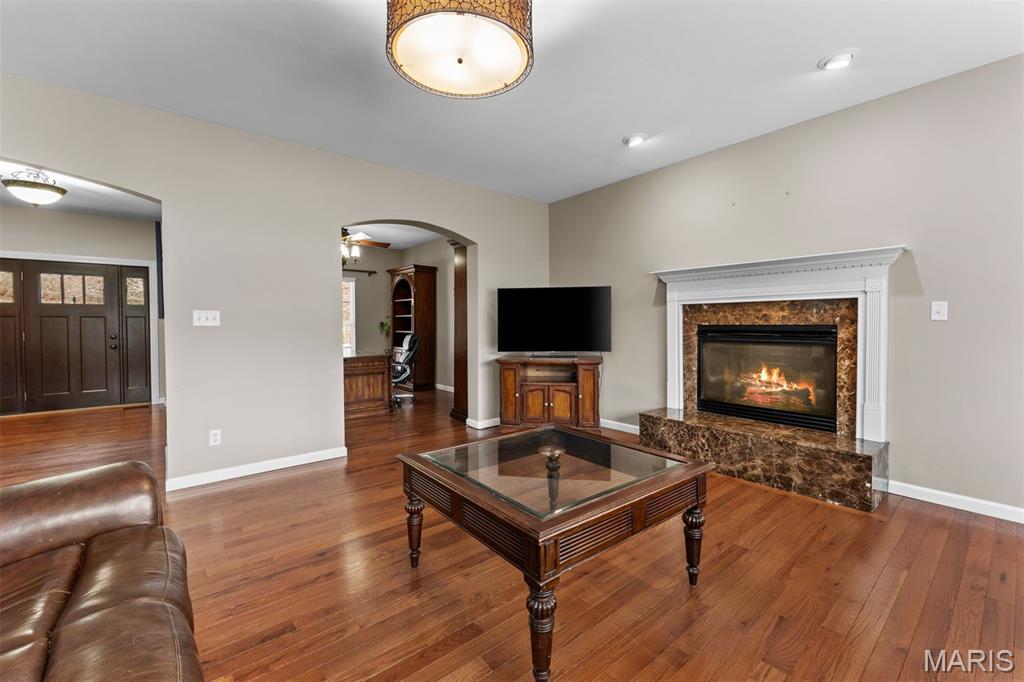 6 Pleasant Valley Drive Ballwin, MO 63021 - Photo 11 of 45