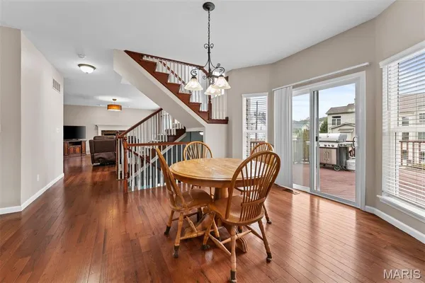 $680,000 | 6 Pleasant Valley Drive, Ballwin, MO 63021