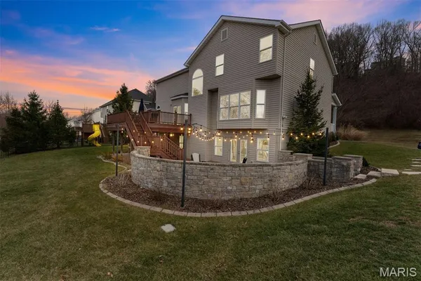 $680,000 | 6 Pleasant Valley Drive, Ballwin, MO 63021