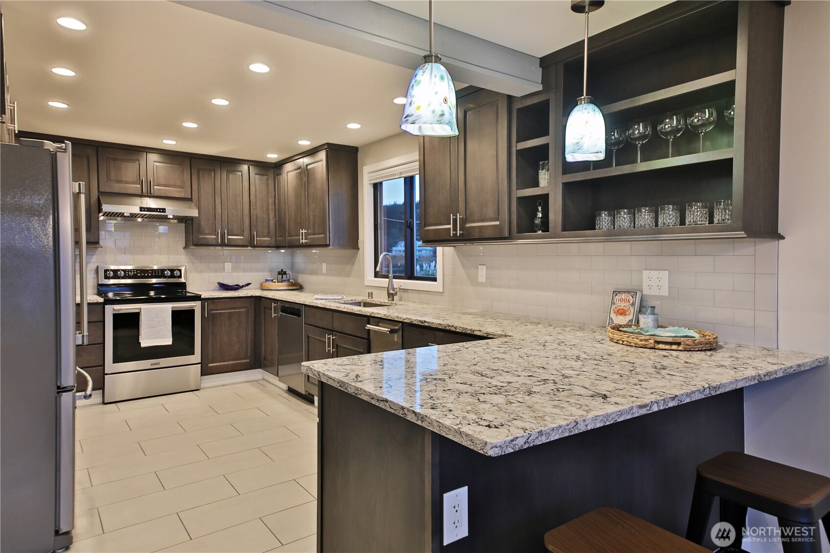 2805 North Bluff Road Greenbank, WA 98253 - Photo 12 of 38 Gallery Image 12