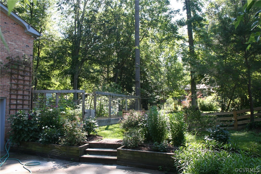 112 Deer Spring Road Williamsburg, VA 23188 - Photo 12 of 22 Gallery Image 12