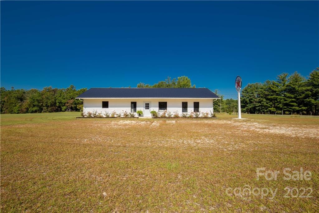 7984 Taxahaw Road Kershaw, SC 29067 - Photo 3 of 21 Gallery Image 3