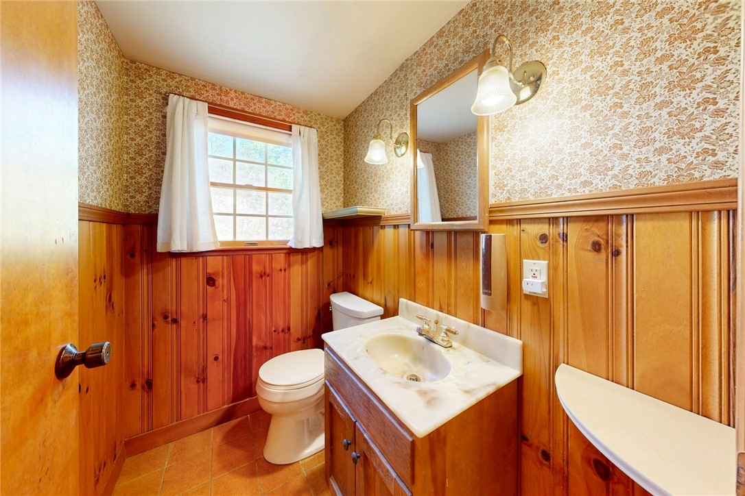 43 Cowesett Road Warwick, RI 02886 - Photo 27 of 41
