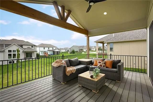 $829,950 | 205 Northwest Lovins, Lee's Summit, MO 64081