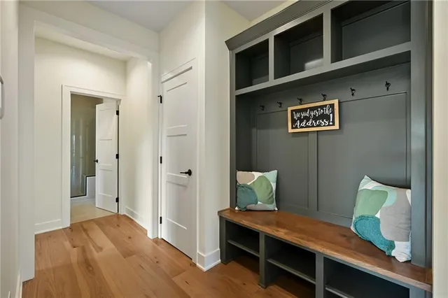 $829,950 | 205 Northwest Lovins, Lee's Summit, MO 64081