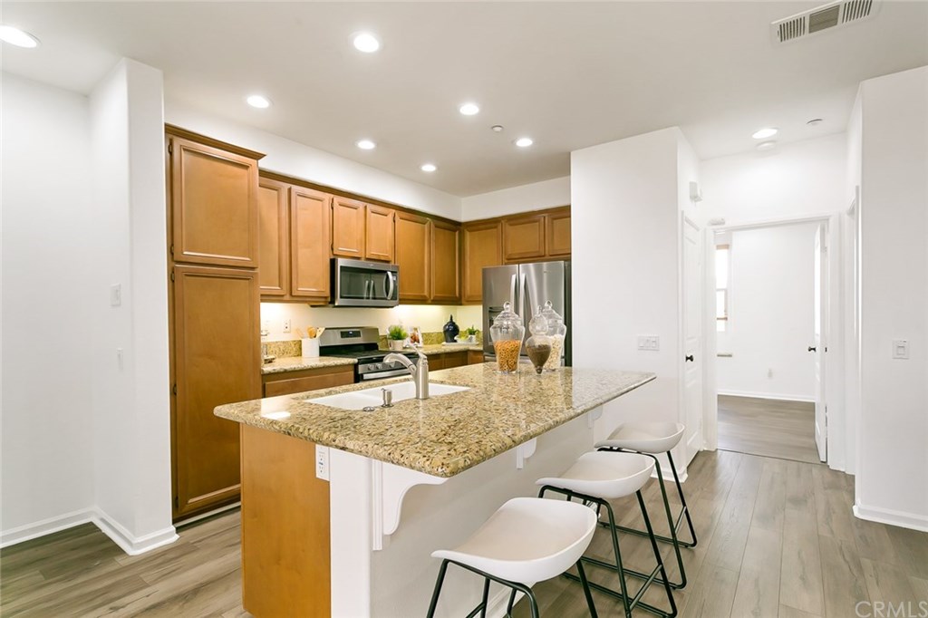 11313 Antonio Stanton, CA 90680 - Photo 15 of 30 Large kitchen island