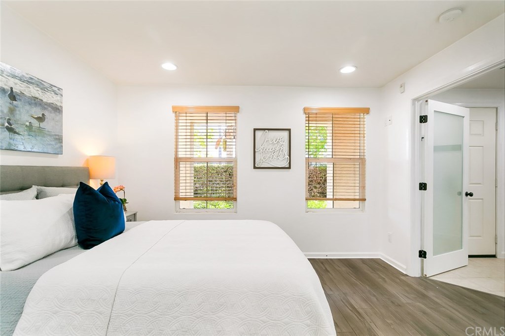 11313 Antonio Stanton, CA 90680 - Photo 3 of 30