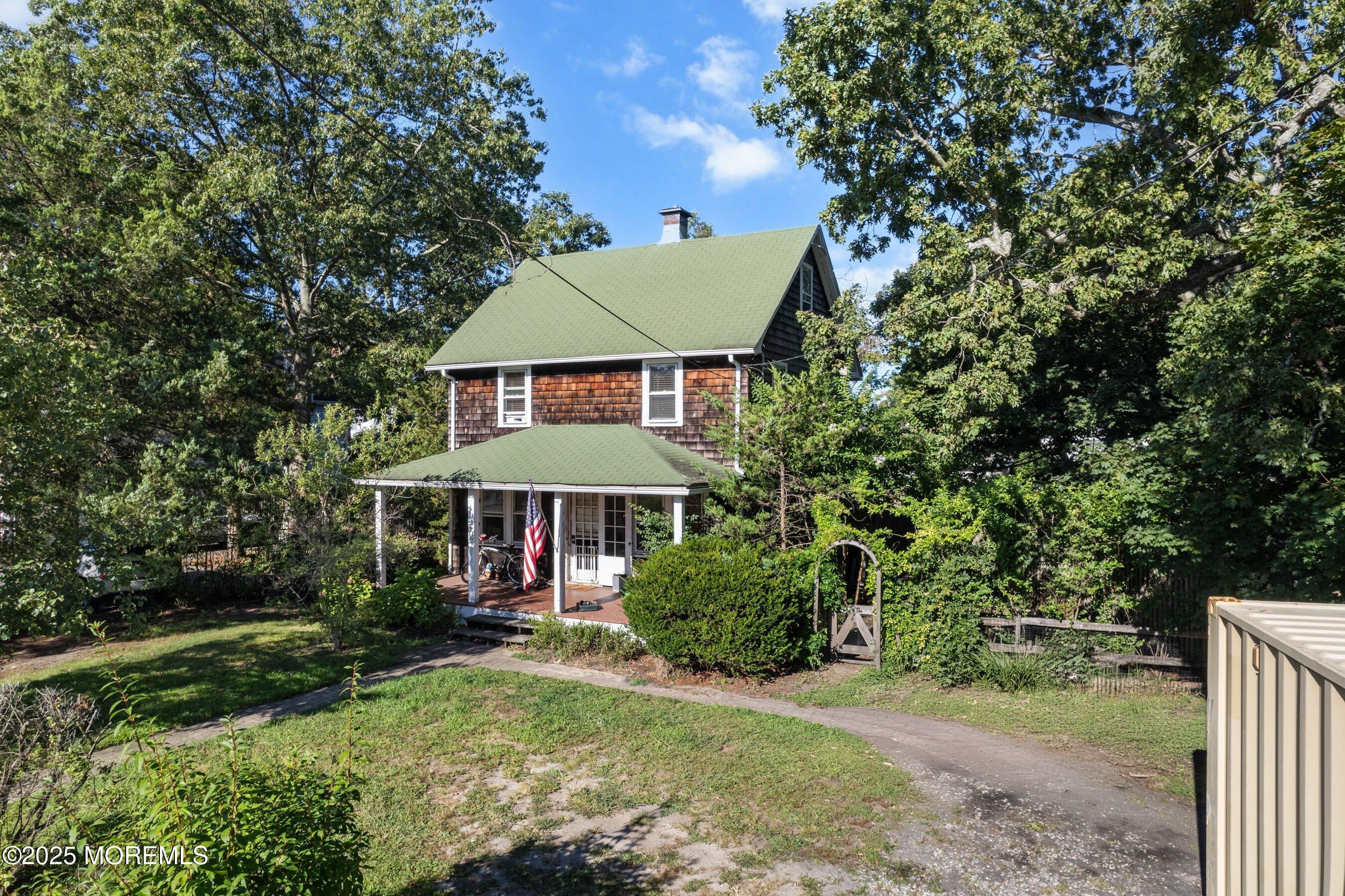 803 Beaver Dam Road Point Pleasant, NJ 08742 - Photo 4 of 17 07-Front Left 2