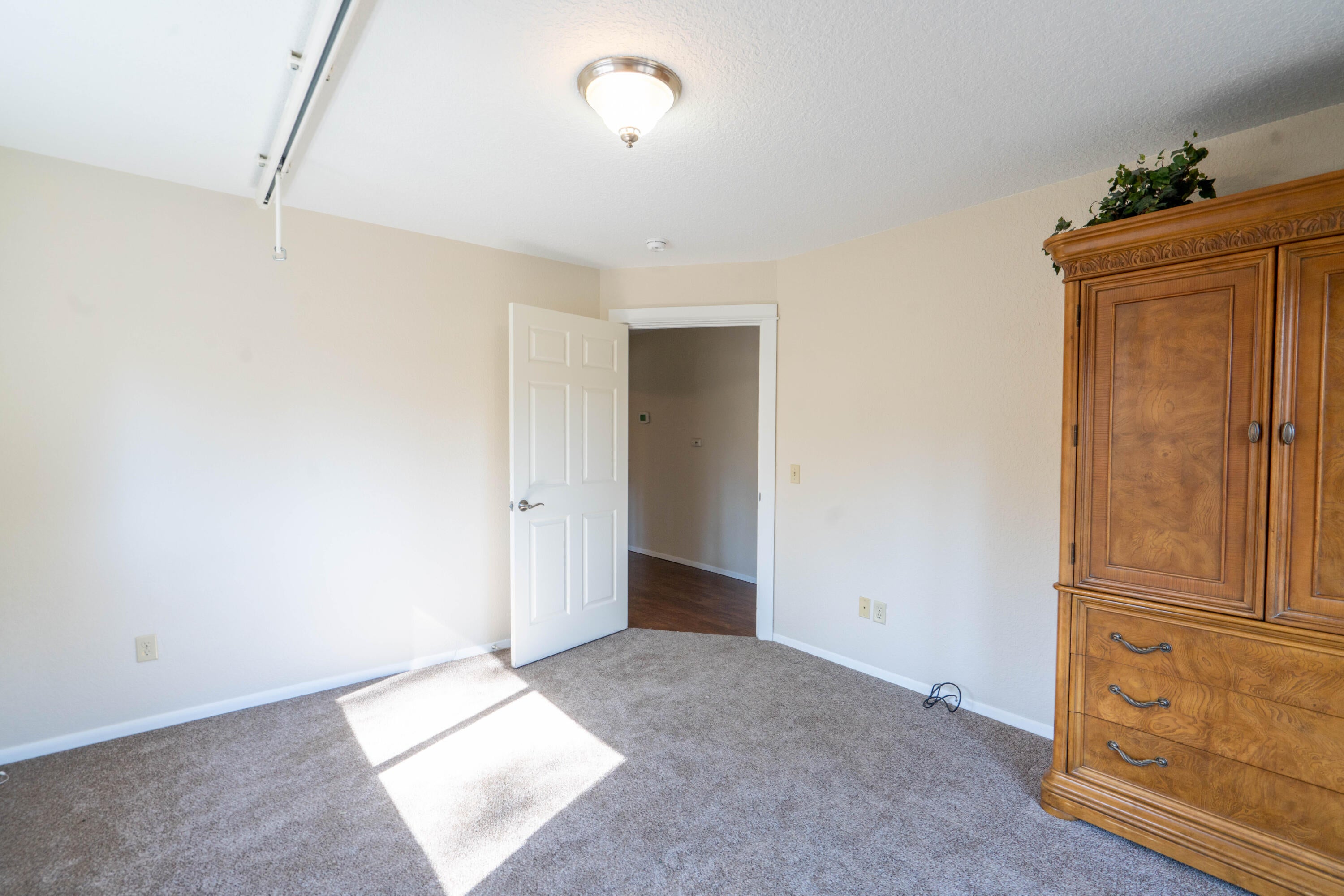 61148 Benham Road Bend, OR 97702 - Photo 22 of 48 DSC08436-HDR