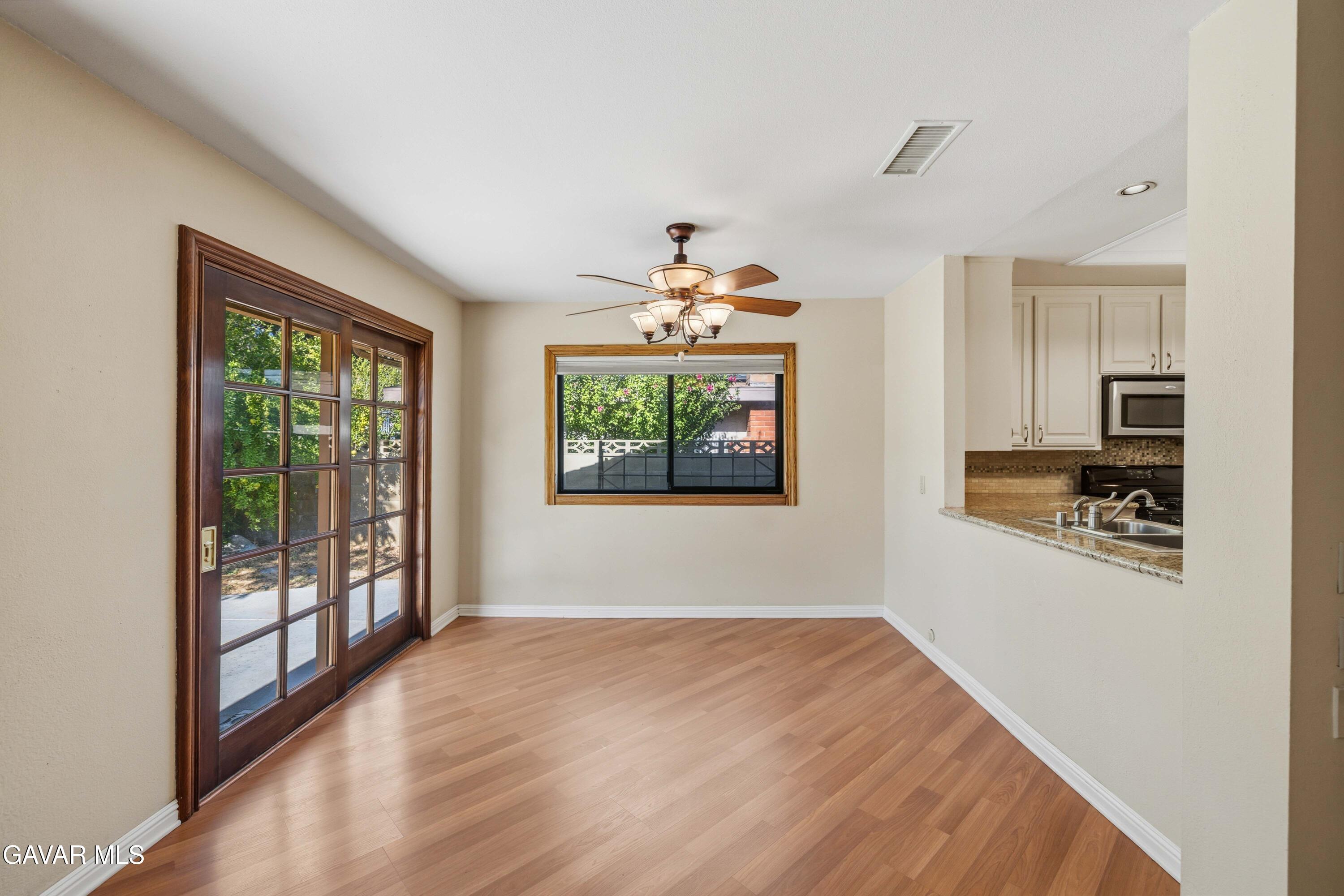2827 Perfect Place Lancaster, CA 93536 - Photo 10 of 34 2827 Perfect Pl-16