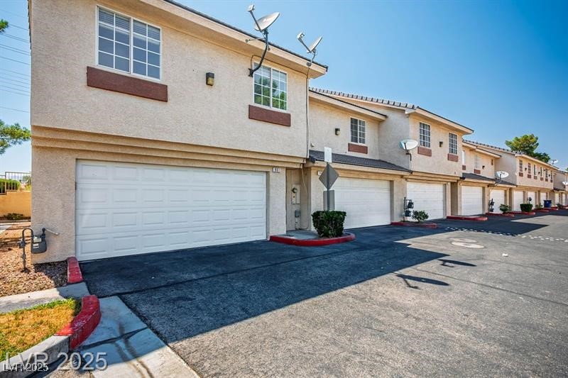 901 Nevada Sky Street Las Vegas, NV 89128 - Photo 2 of 24