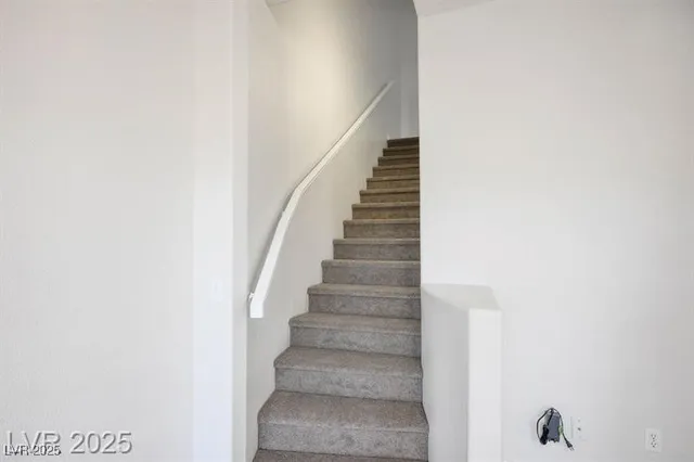 $1,595 | 901 Nevada Sky Street, Las Vegas, NV 89128