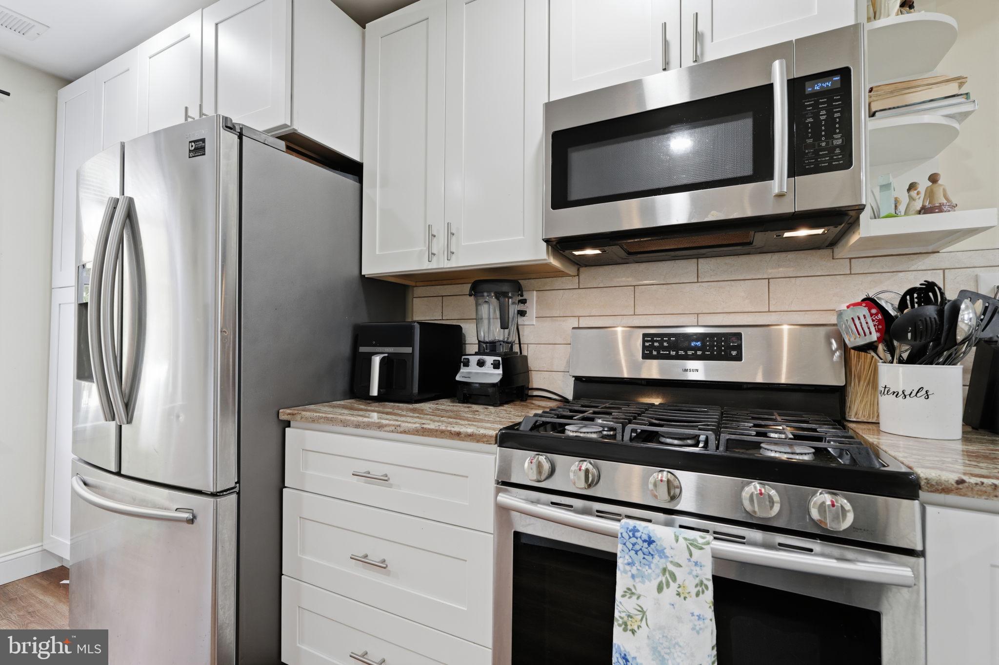 13073 Townsend Road Philadelphia, PA 19154 - Photo 15 of 31 Gallery Image 15