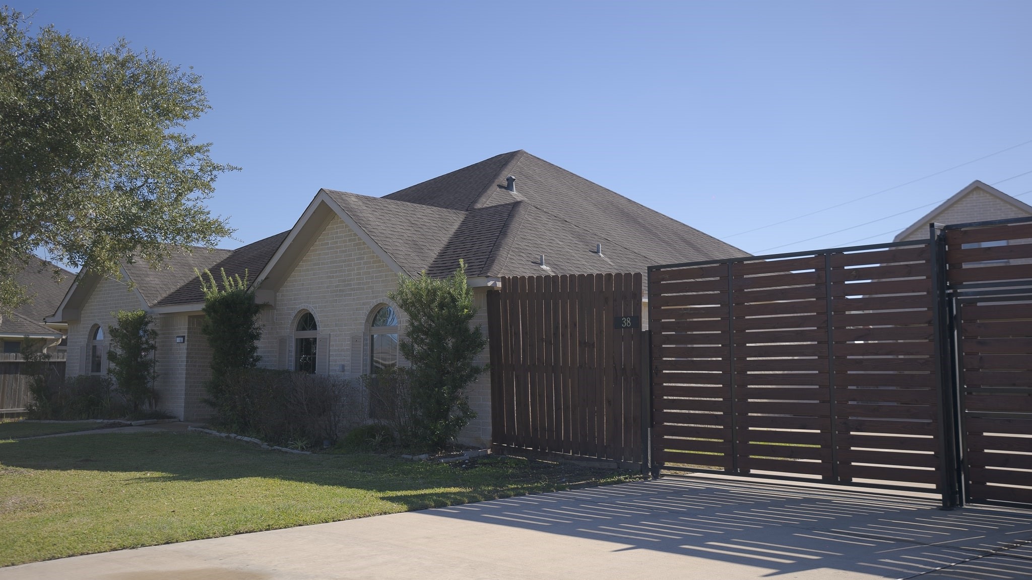 38 Palmero Way Manvel, TX 77578 - Photo 11 of 39 a front view of a house with a garden