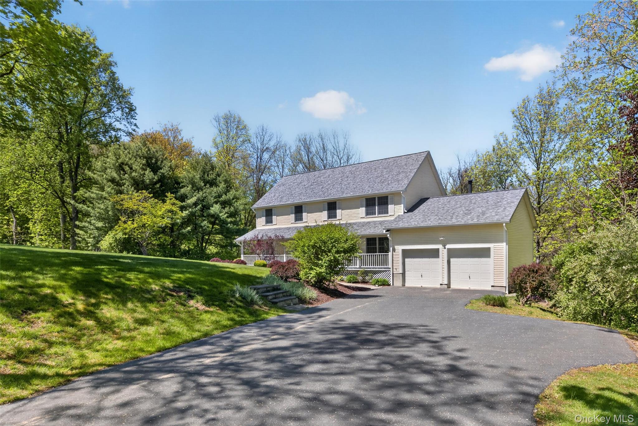 1484 Jacob Road Cortlandt Manor, NY 10567 - Photo 2 of 23