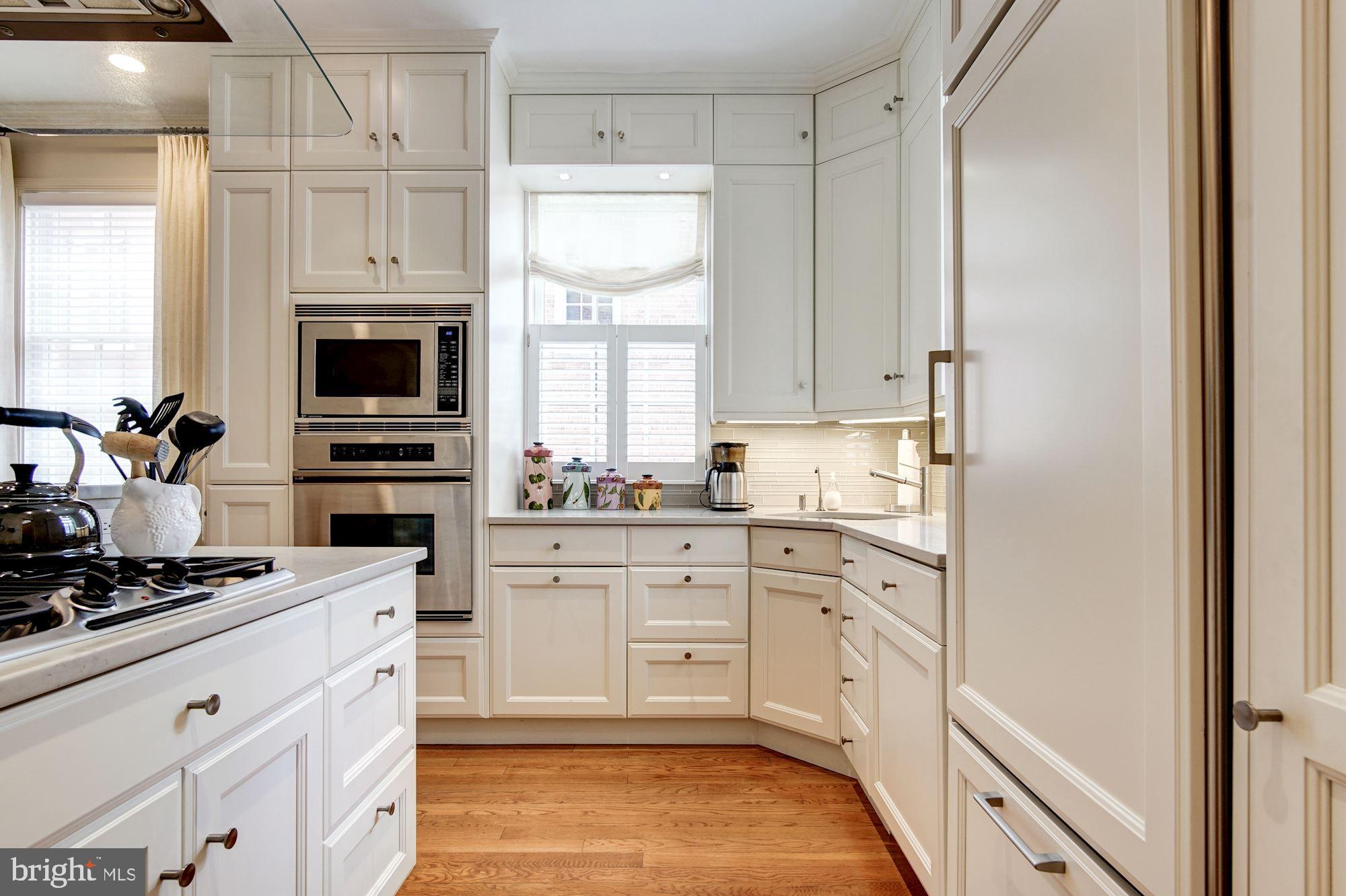 3323 Reservoir Road Northwest Washington, DC 20007 - Photo 16 of 37 Kitchen