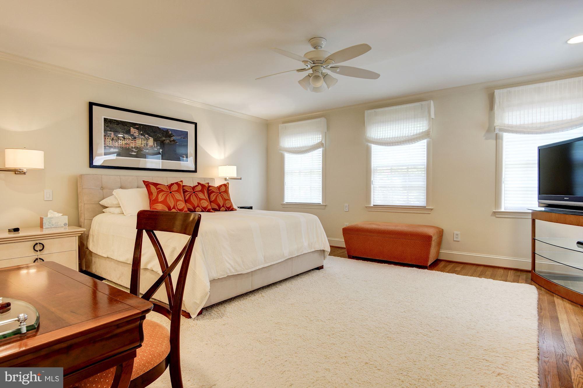 3323 Reservoir Road Northwest Washington, DC 20007 - Photo 19 of 37 Master Bedroom