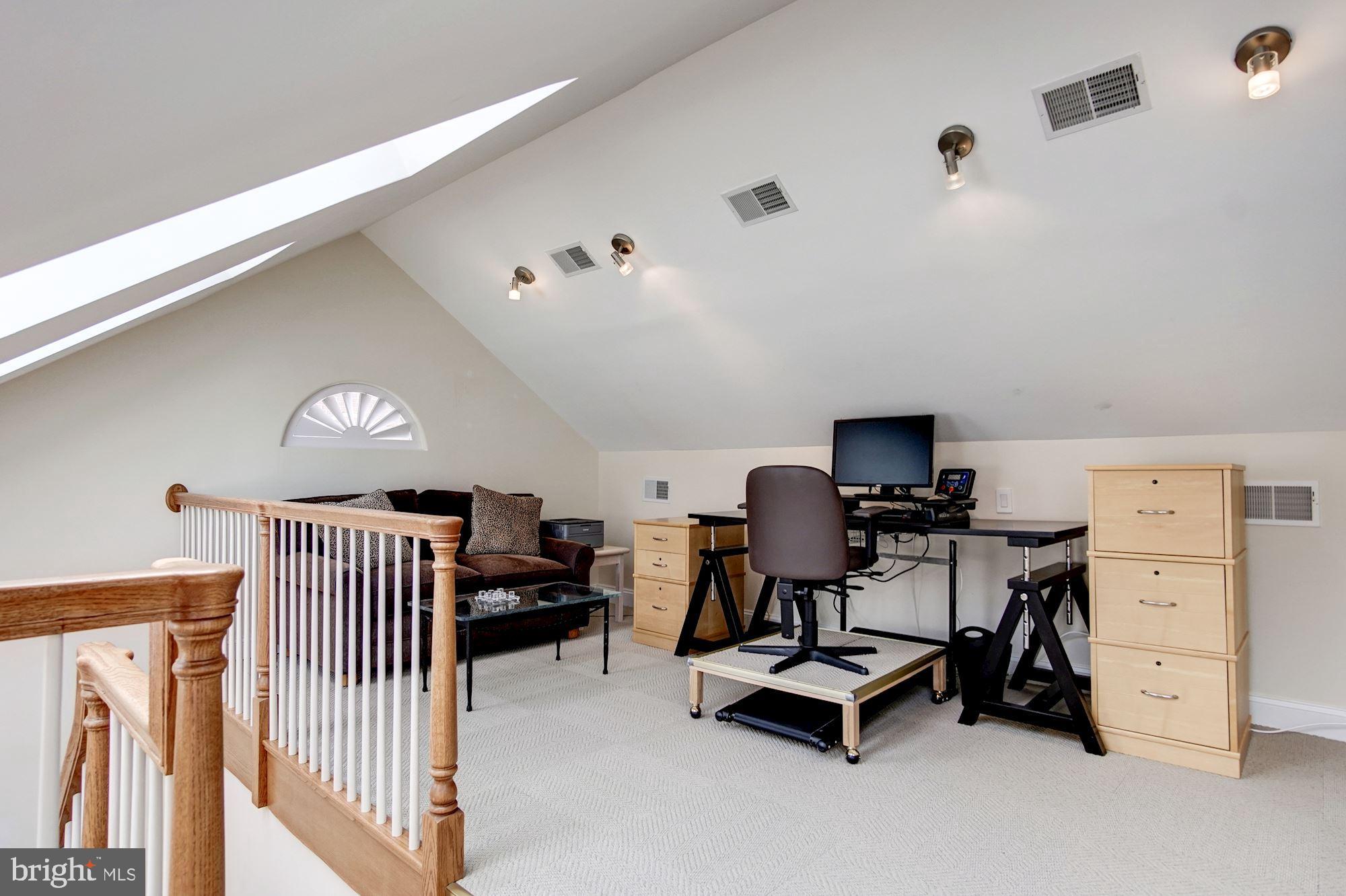 3323 Reservoir Road Northwest Washington, DC 20007 - Photo 25 of 37 Sleeping Loft