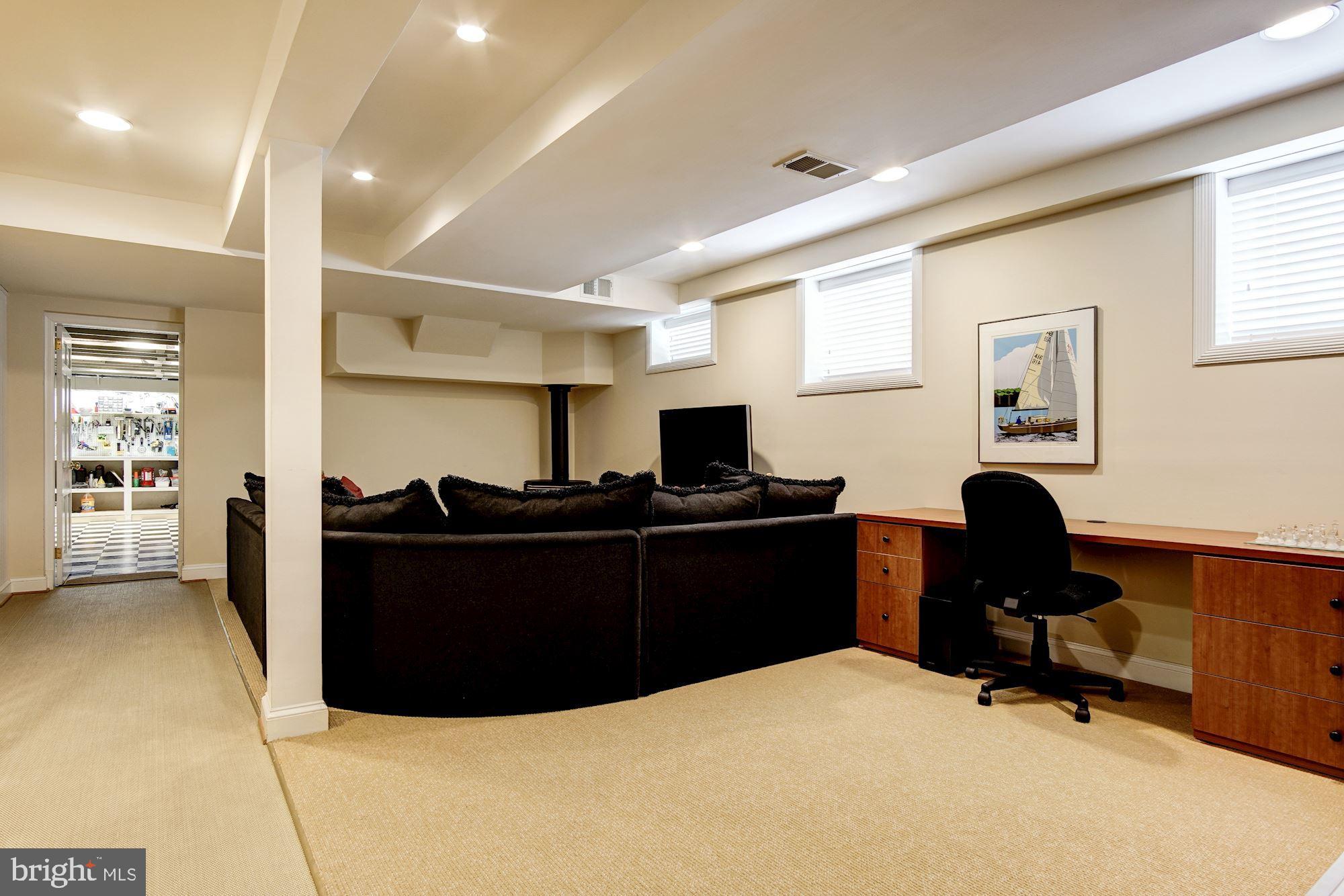 3323 Reservoir Road Northwest Washington, DC 20007 - Photo 28 of 37 Lower Level Family Room