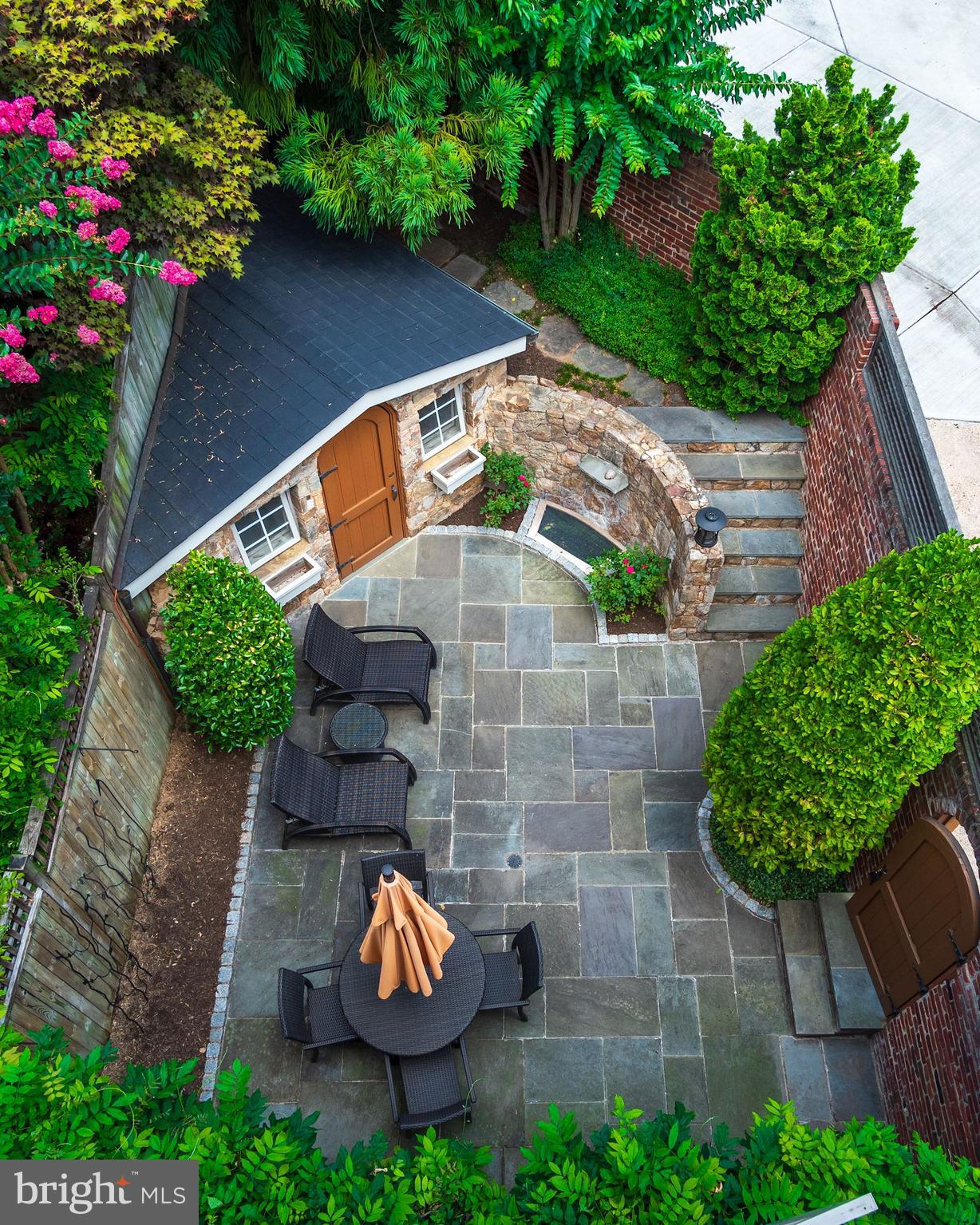 3323 Reservoir Road Northwest Washington, DC 20007 - Photo 35 of 37 Garden