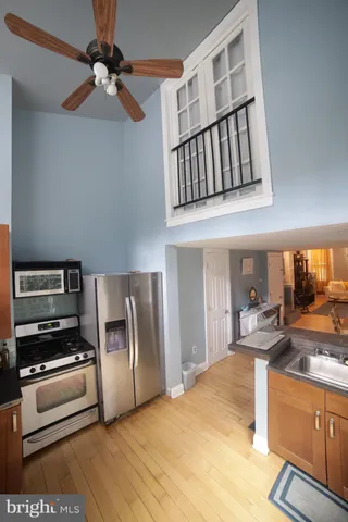 $3,500 | 908 New Market Street, Philadelphia, PA 19123