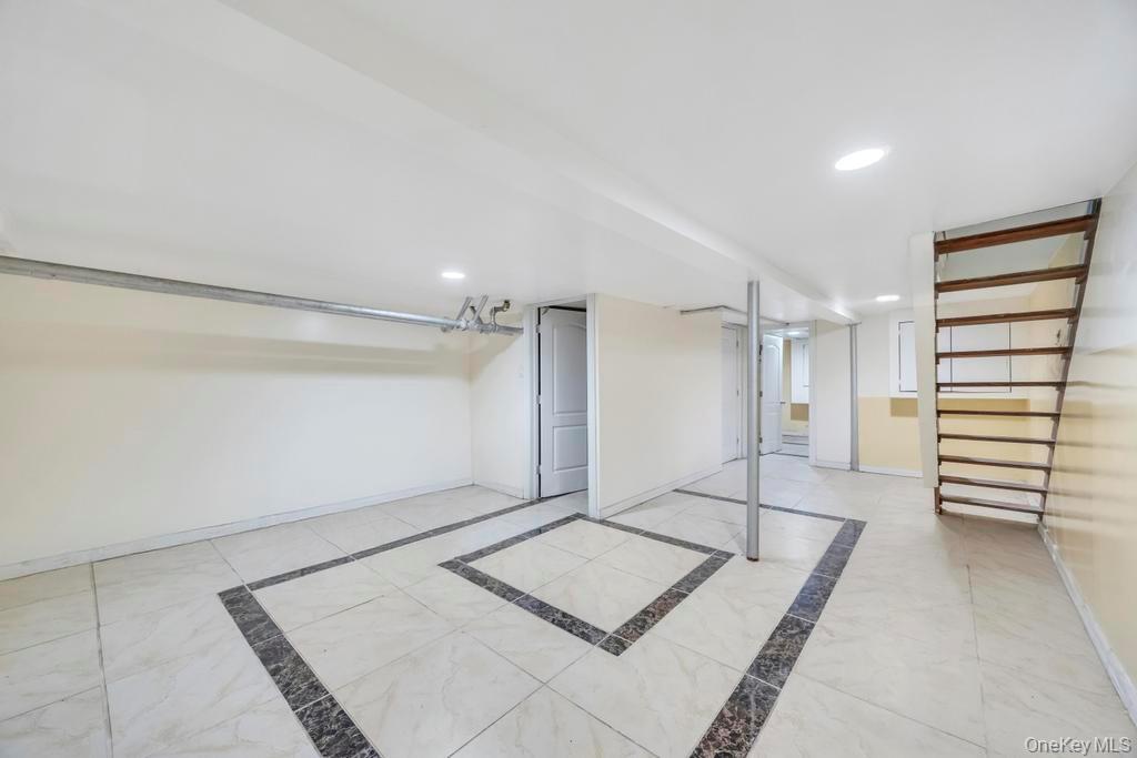 95-26 86th Street Queens, NY 11416 - Photo 25 of 28