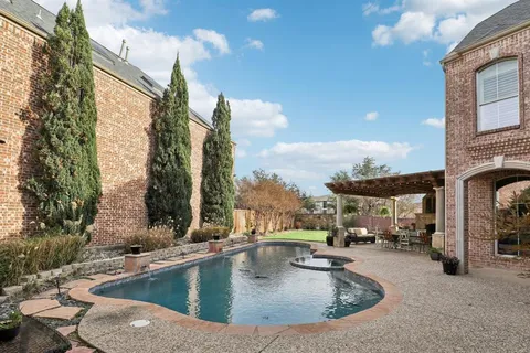 $849,999 | 77 Mill Pond Drive, Frisco, TX 75034