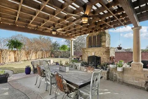 $849,999 | 77 Mill Pond Drive, Frisco, TX 75034