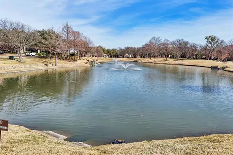 $849,999 | 77 Mill Pond Drive, Frisco, TX 75034