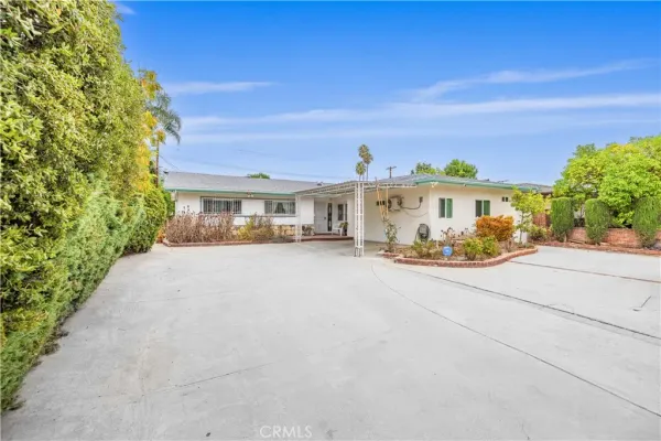 $1,249,000 | 9224 Gothic Avenue, North Hills, CA 91343