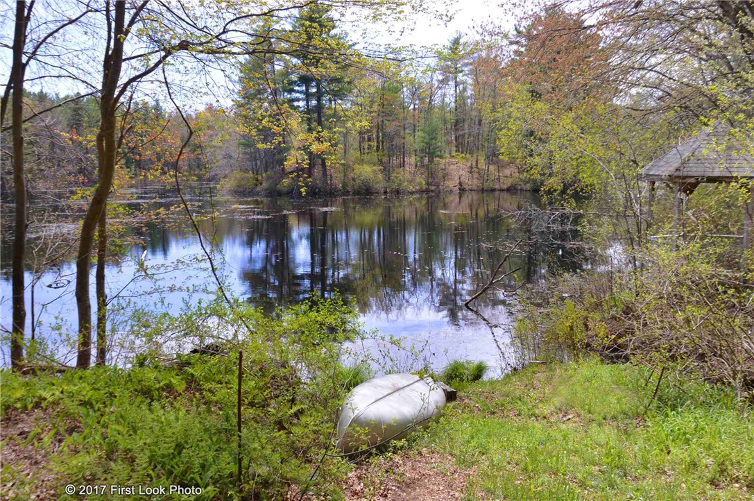 355 Town Farm Road Coventry, RI 02816 - Photo 3 of 27