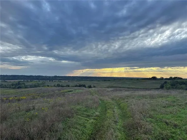 $936,000 | Tbd Northeast Cook Road, Weatherby, MO 64497