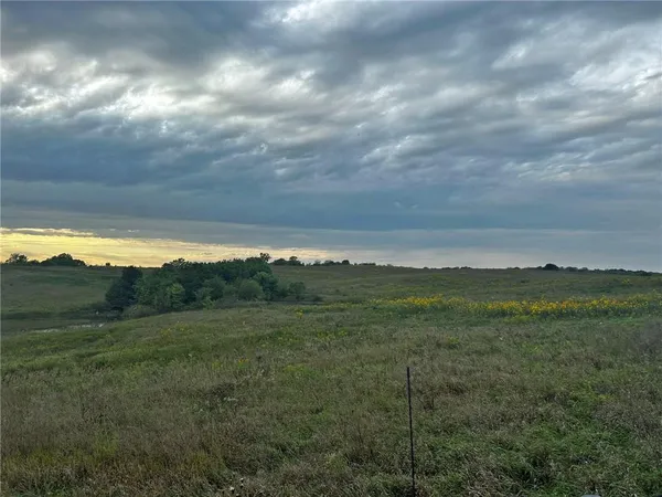 $936,000 | Tbd Northeast Cook Road, Weatherby, MO 64497