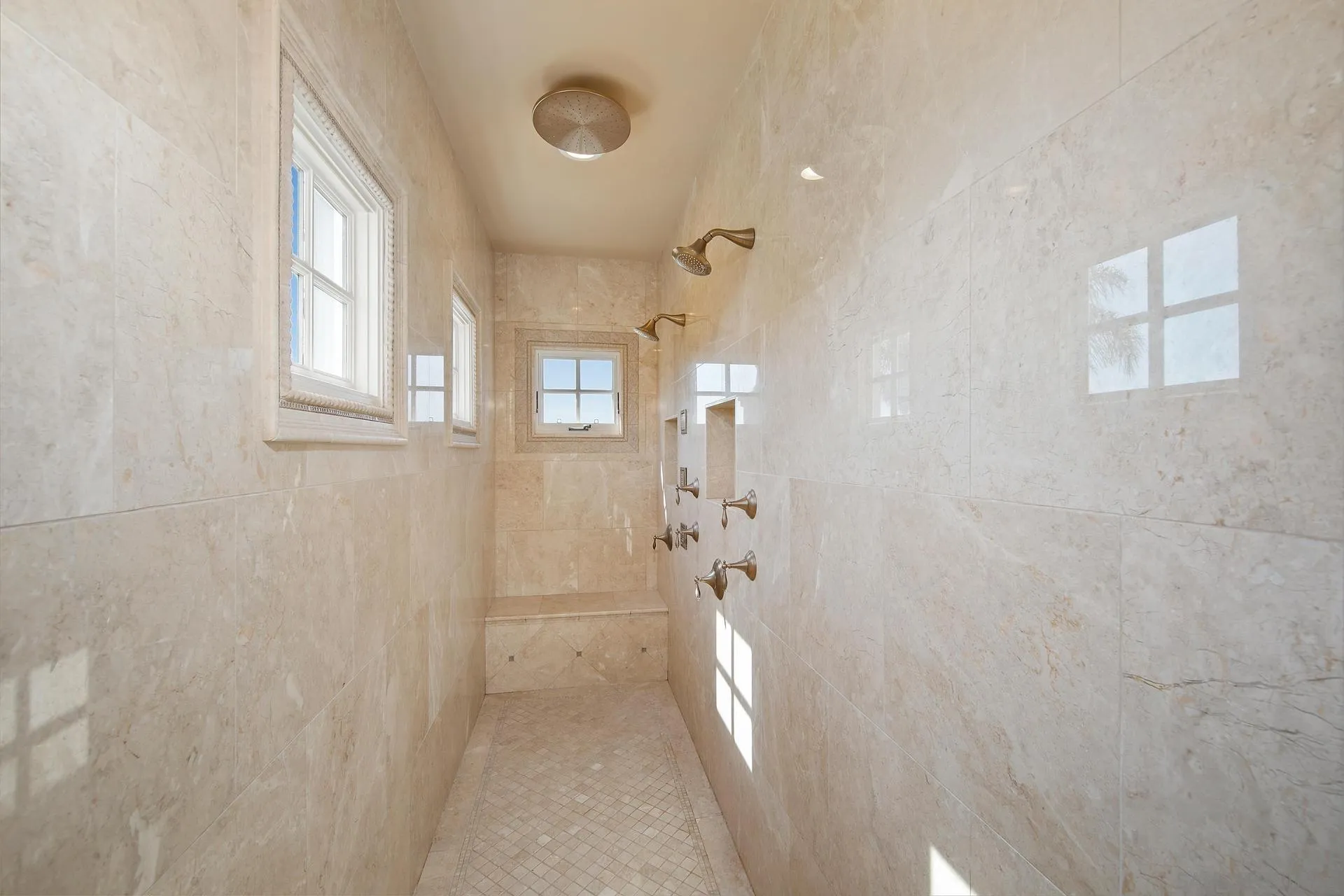 18781 Heritage Drive Poway, CA 92064 - Photo 31 of 69