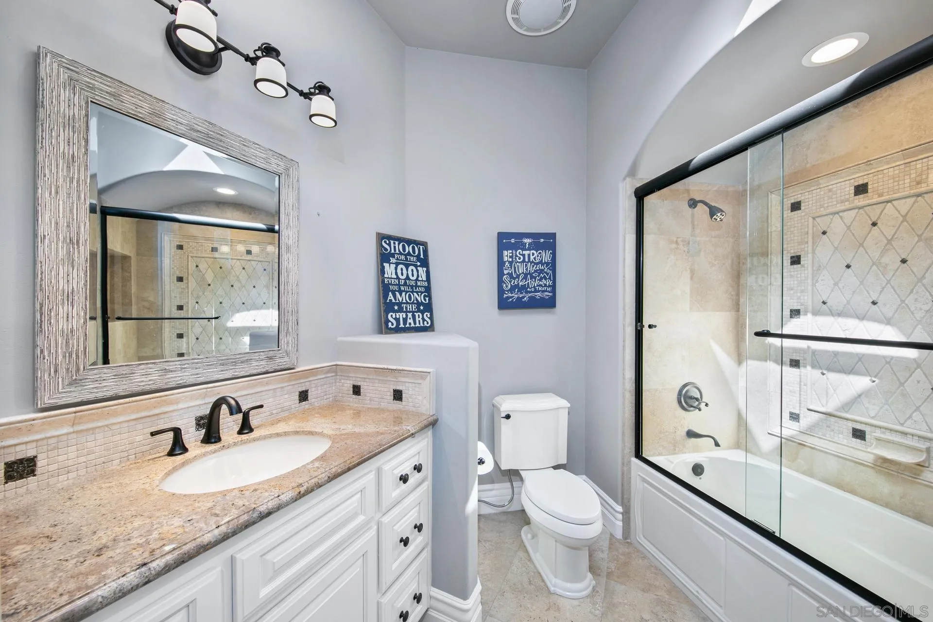 18781 Heritage Drive Poway, CA 92064 - Photo 39 of 69