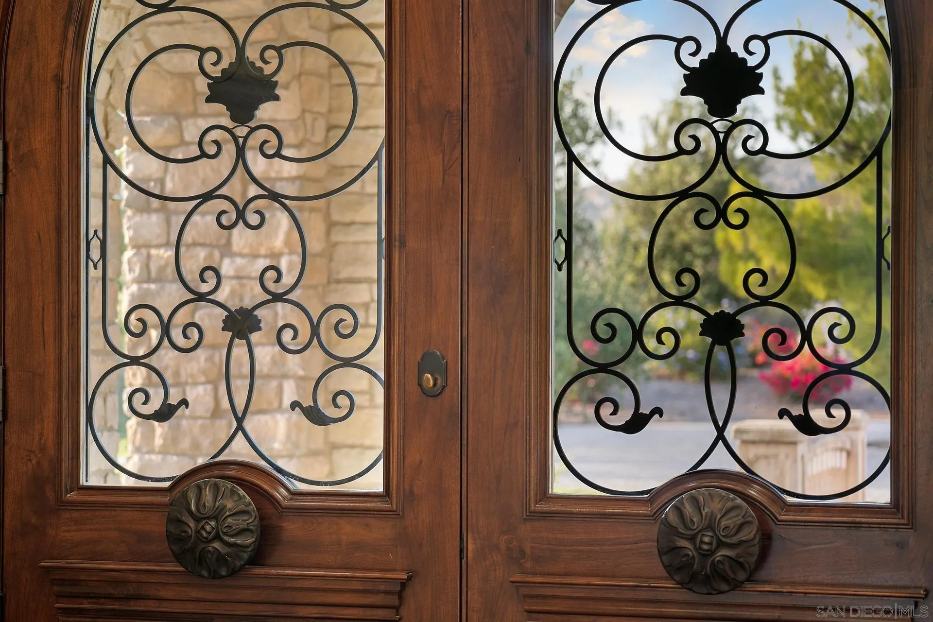 18781 Heritage Drive Poway, CA 92064 - Photo 4 of 69