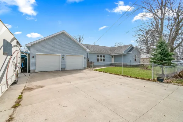 $374,900 | 6877 Rowley Drive, Osseo, MI 49266