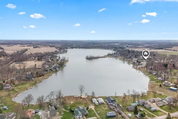 $374,900 | 6877 Rowley Drive, Osseo, MI 49266