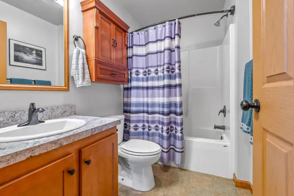 $374,900 | 6877 Rowley Drive, Osseo, MI 49266