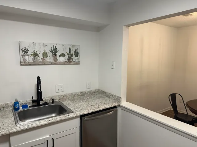 $995 | 1017 Stevens Creek Road, Unit A120, Augusta, GA 30907