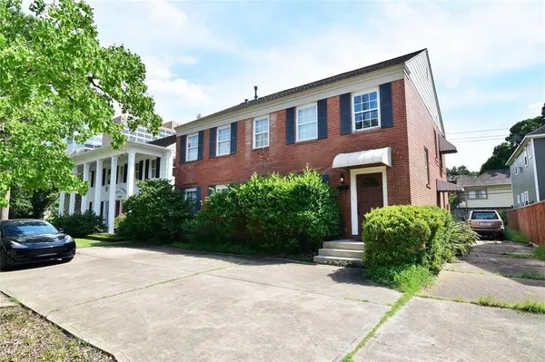 $2,500 | 1961 Dryden Road, Houston, TX 77030
